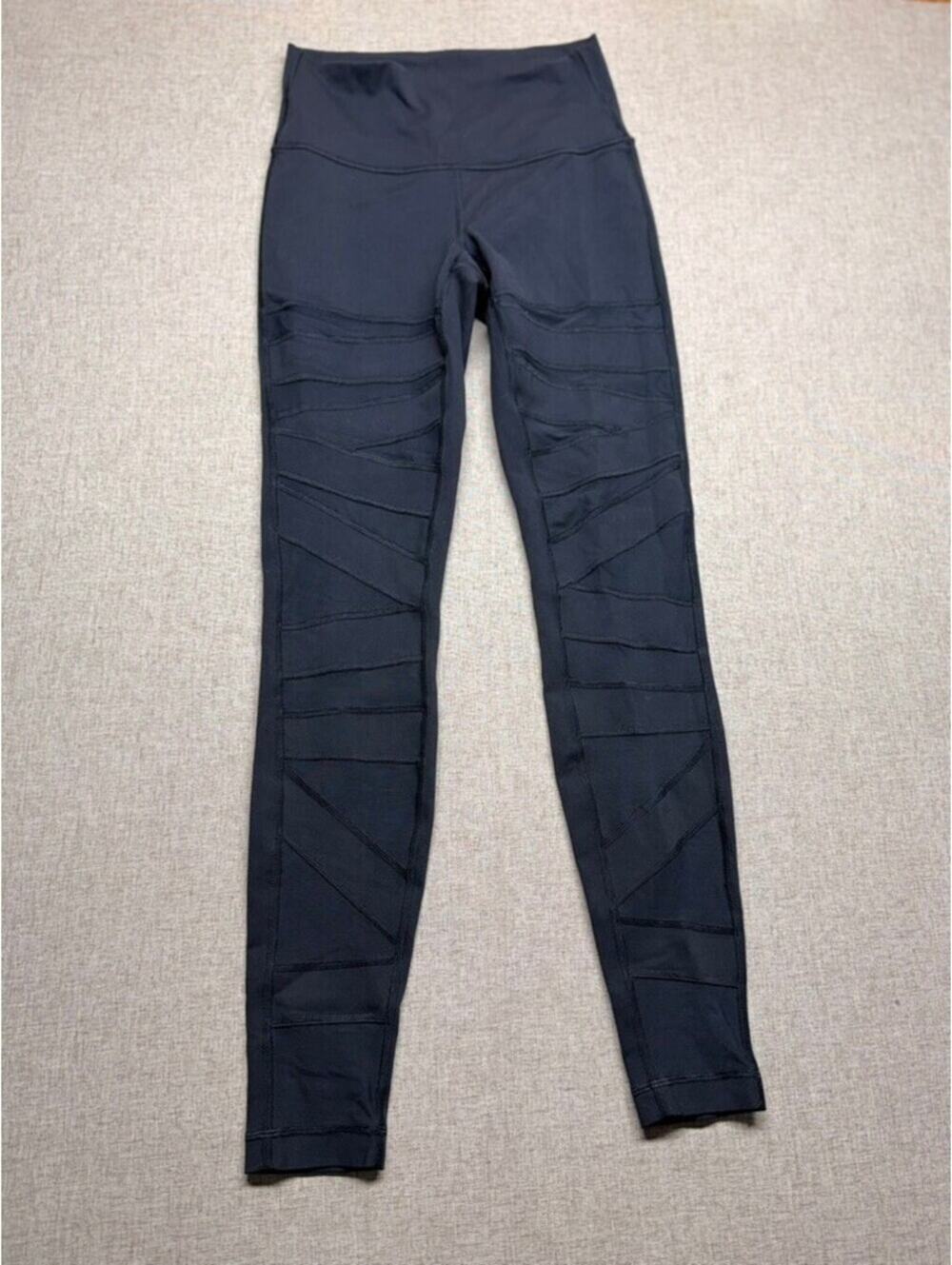 Lululemon Black High Rise Mesh Panel Leggings Size 6 Yoga Running Athletic